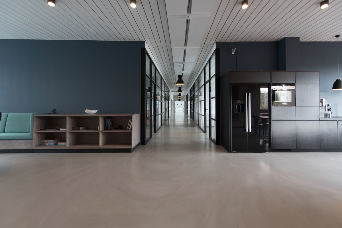 PDLC Smart Glass Technology: Transforming Spaces with Switchable Privacy